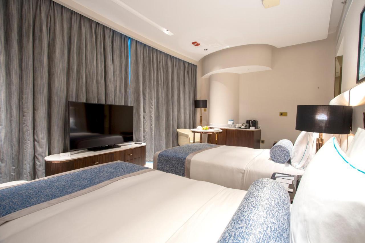 Century Marina Hotel - Lusail Екстериор снимка Deluxe Room