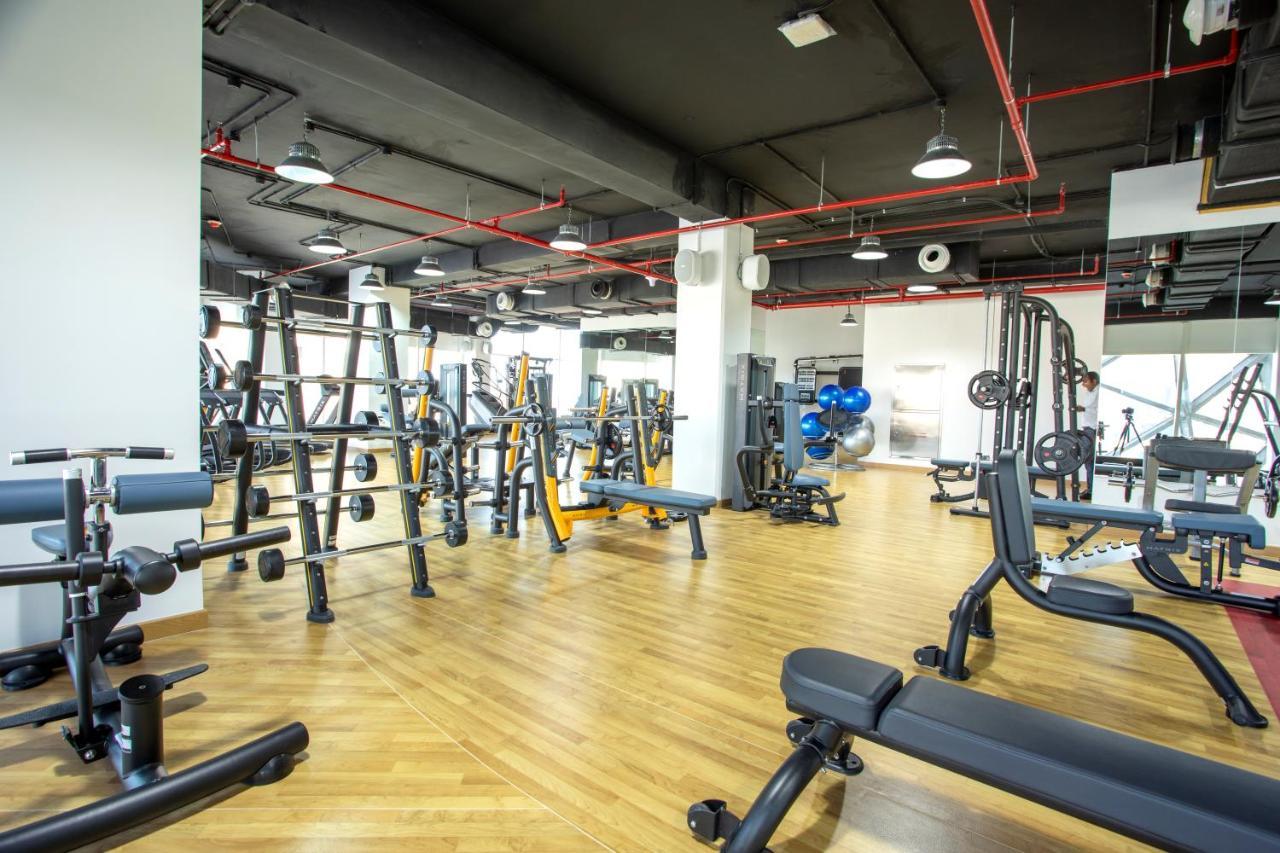 Century Marina Hotel - Lusail Екстериор снимка A gym in Dubai